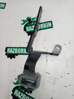 Audi / A5 / Петля крышки багажника