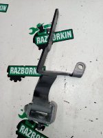 Audi / A5 / Петля крышки багажника