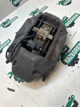 Volkswagen / Touareg / Суппорт тормозной