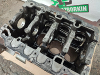 Audi / A5 / Блок цилиндров
