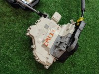 Audi / Q5 / Замок двери комплект