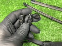 BMW / 3-Series / Поводок дворников