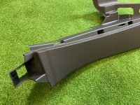 Audi / Q8 / Облицовка колесной арки салона