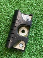 Audi / Q8 / Антенна