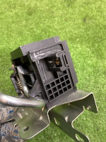 BMW / X5 / Кронштейн шторки