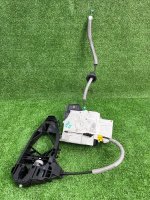 Audi / A6 / Замок двери комплект