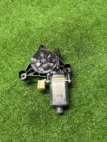 Audi / Q7 / Мотор стеклоподъемника