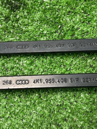 Audi / A6 / Поводок дворников