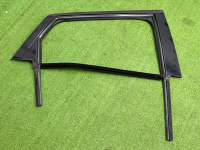 Audi / A6 / Уплотнитель стекла двери