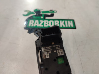 BMW / X1 / Кнопка ручника