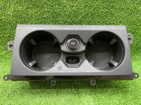 Audi / A6 / Подстаканник