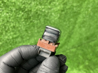 Audi / A6 / Кнопка открытия багажника