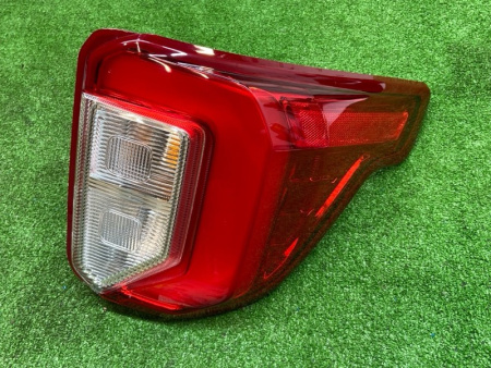 Ford / EXPLORER / Фонарь задний