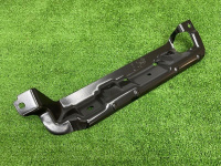 Audi / A6 / Крепление подушки безопасности колен