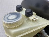 Mercedes-Benz / 300E / Вакуумный усилитель тормозов