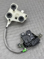 Mercedes-Benz / GLC 250d 4-matic / Замок багажника