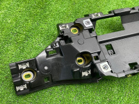 Audi / A6 / Кронштейн торпедо с подсветкой