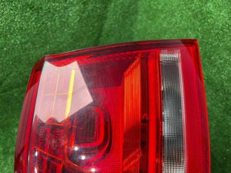 Volkswagen / Touareg / Фонарь задний