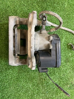 Chevrolet / Tahoe / Суппорт тормозной