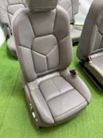 Porsche / Cayenne / Комплект сидений