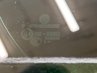 Volkswagen / Golf / Стекло двери (форточка)