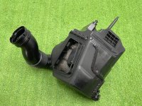 Audi / A6 / Корпус воздушного фильтра