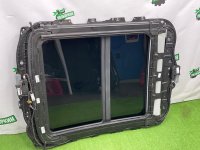 Audi / Q8 / Панорамная крыша