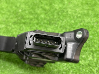 Audi / A4 / Педаль газа