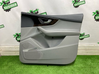 Audi / Q7 / Обшивка двери