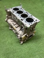 BMW / X1 / Блок цилиндров