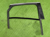 Audi / A6 / Уплотнитель стекла двери