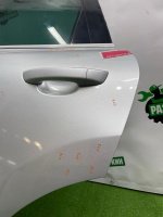 Volkswagen / Touareg / Дверь боковая