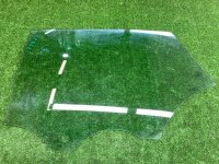 Audi / A5 / Стекло двери