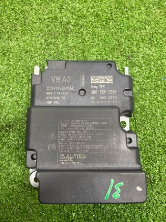 Audi / Q8 / Блок управления подушками безопасности