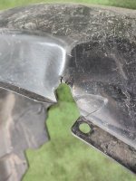 Ford / EXPLORER / Подкрылок