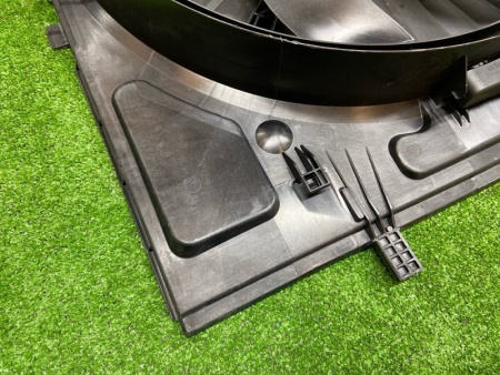 Mercedes-Benz / GLC 250d 4-matic / Вентилятор радиатора