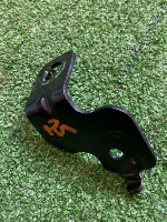 Chevrolet / Tahoe / Кронштейн тормозного шланга