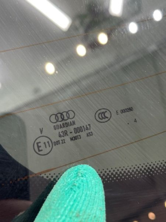 Audi / A6 / Крышка багажника