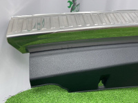 Audi / Q8 / Накладка замка багажника