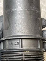 Audi / A6 / Крышка масляного фильтра