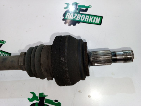 Mercedes-Benz / GLC 250d 4-matic / Приводной вал