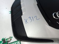 Audi / A6 / Декоративная крышка двигателя