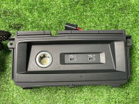 Audi / SQ8 / Разъем USB Type C
