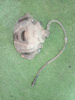 Audi / Q3 / Суппорт тормозной