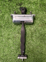 Ford / EXPLORER / Ограничитель двери