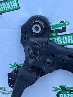 Ford / EXPLORER / Подрамник