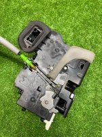 Audi / Q8 / Замок двери