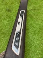 Volkswagen / Touareg / Накладка порога R-LINE Volkswagen / Touareg / Накладка порога R-LINE