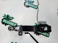 Mazda / 3 / Кронштейн ручки двери