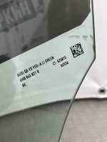 Audi / SQ8 / Стекло двери
